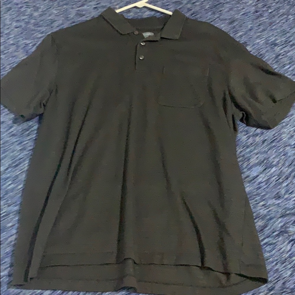 Van Heusen short sleeve collared shirt